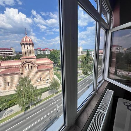 Chindia Apartament Apartment Targoviste Exterior photo